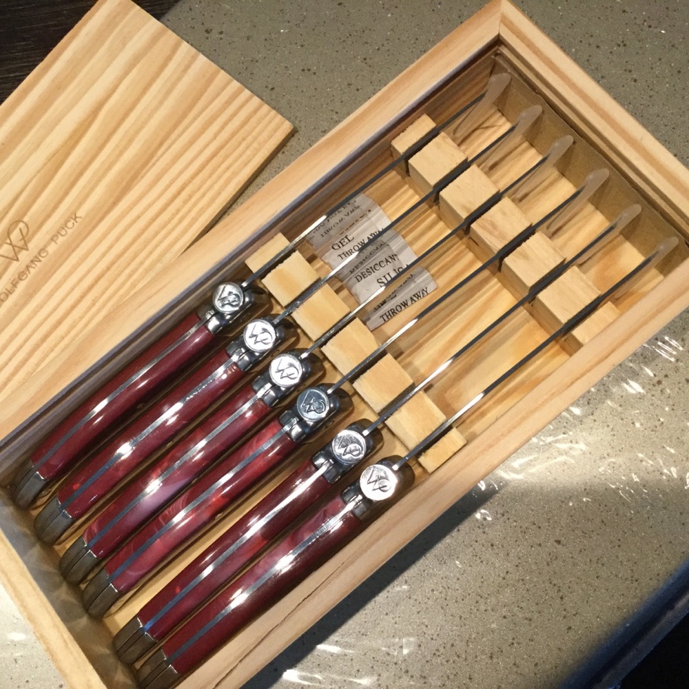 Wolfgang Puck steak knives